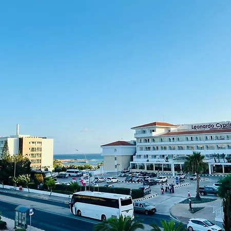 Modern Pearl * Paphos